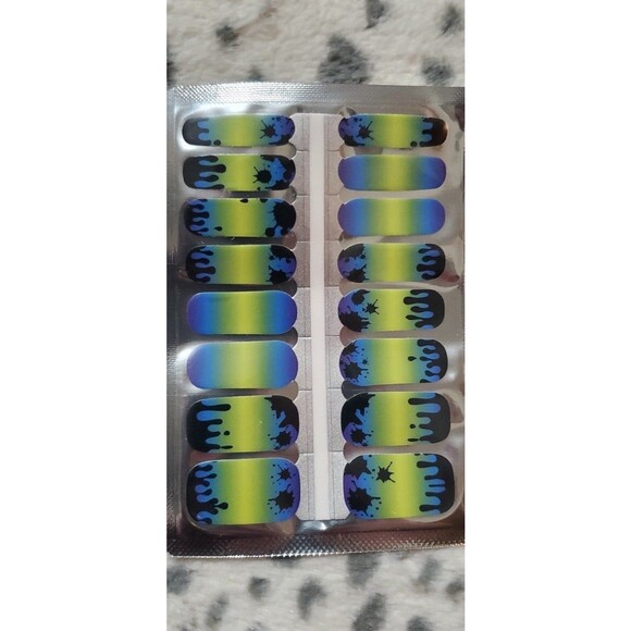 Paint Splatter Nail Strips - Picture 1 of 2